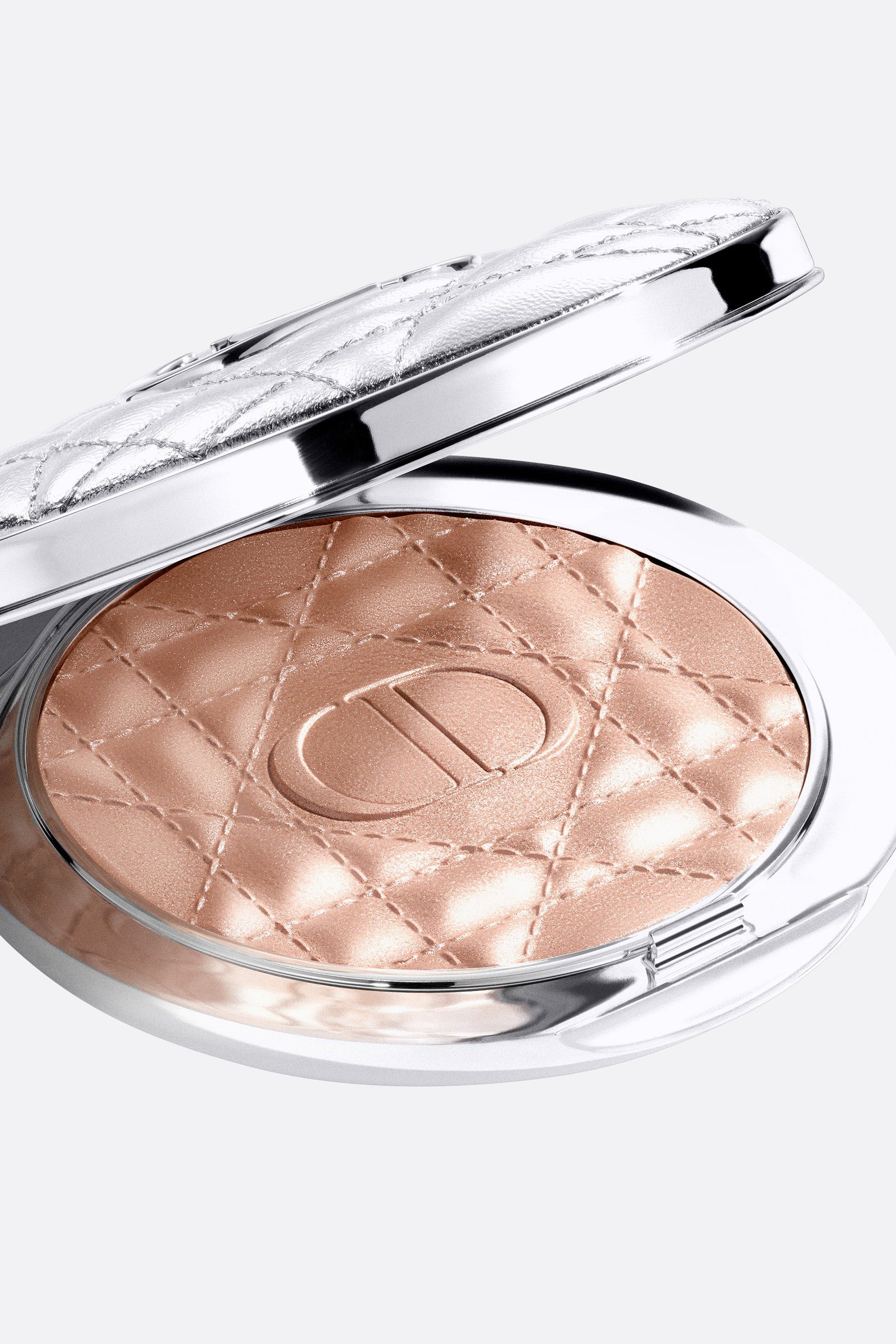 Dior Forever Glow Luminizer color 02 — 02 Gold Halo