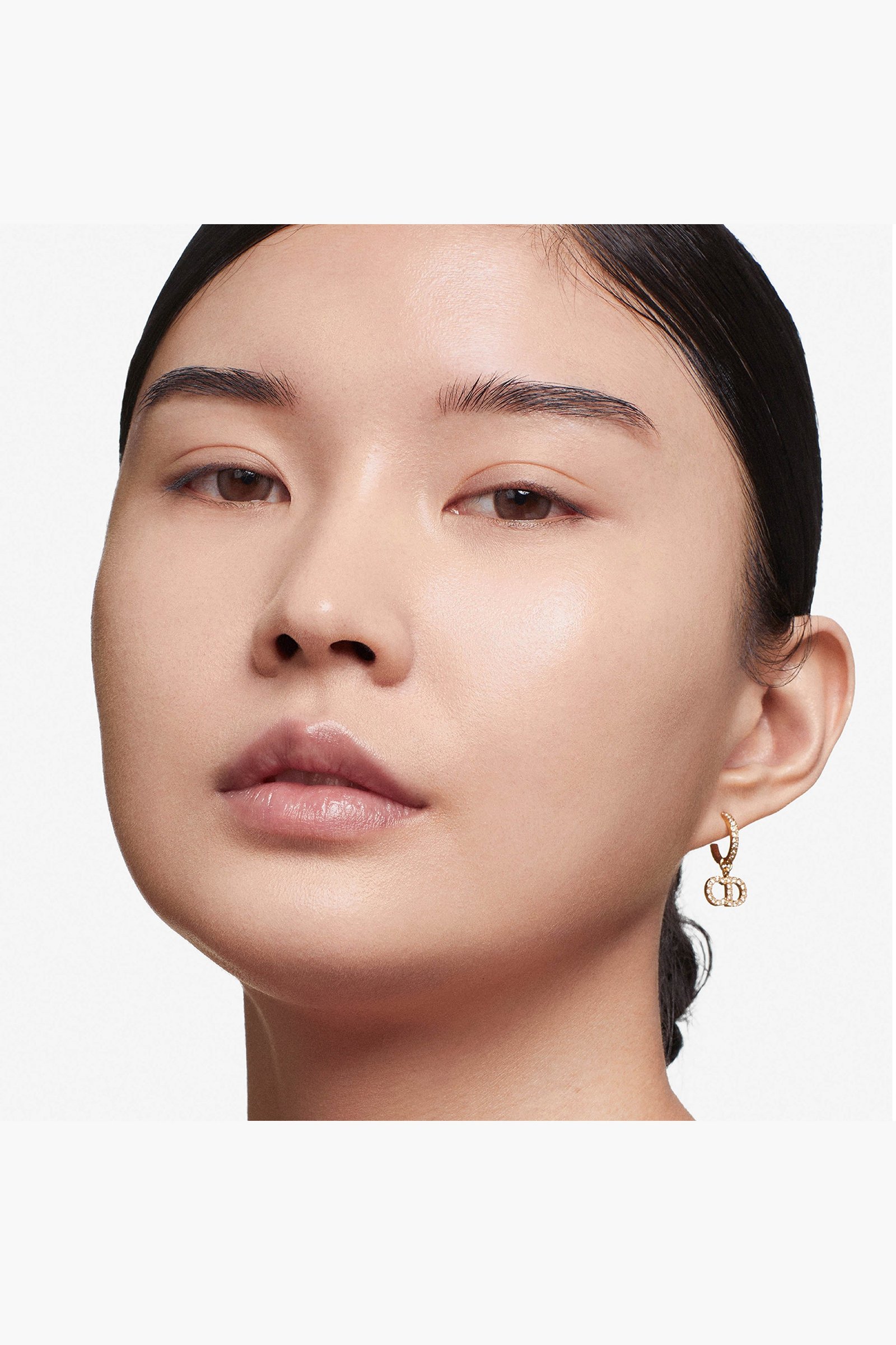 Dior Forever Hydra Nude color 1N — 1 N Neutral