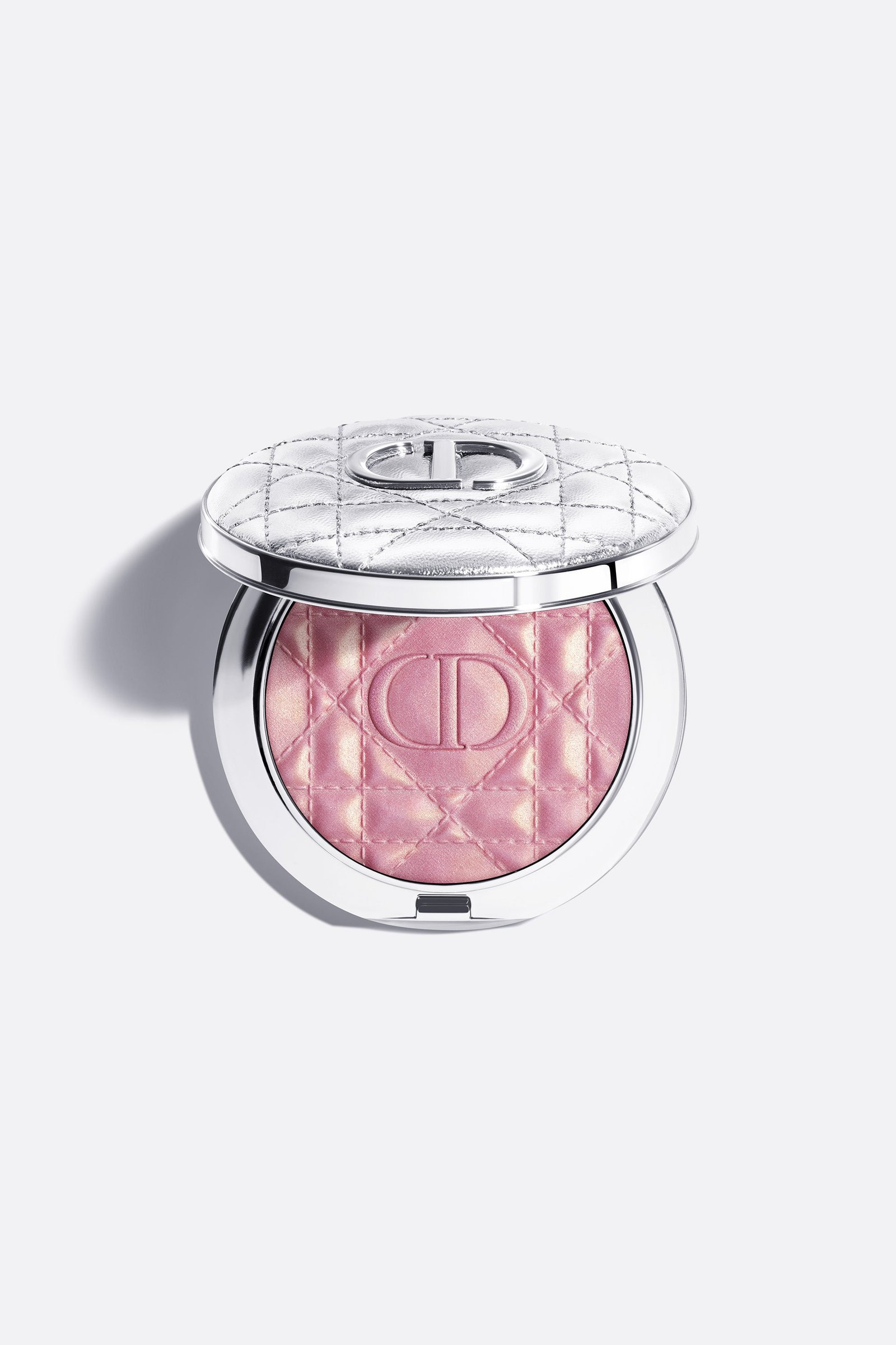 Dior Forever Glow Luminizer color 04 — 04 Pink Strobe
