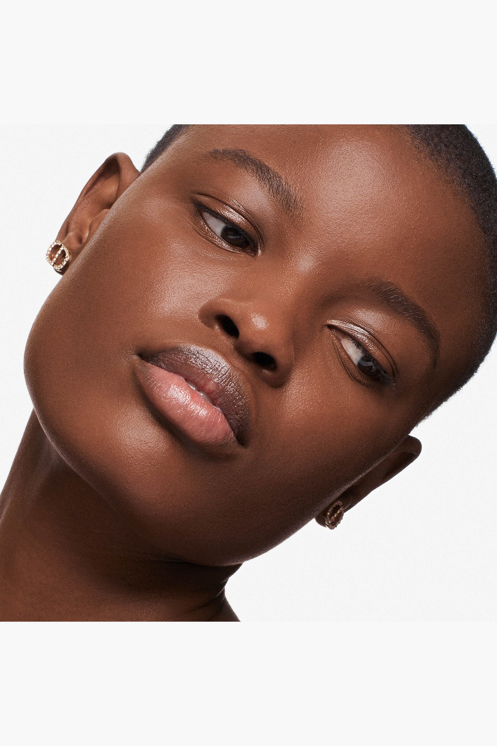 Dior Forever Hydra Nude color 7N — 7 N Neutral
