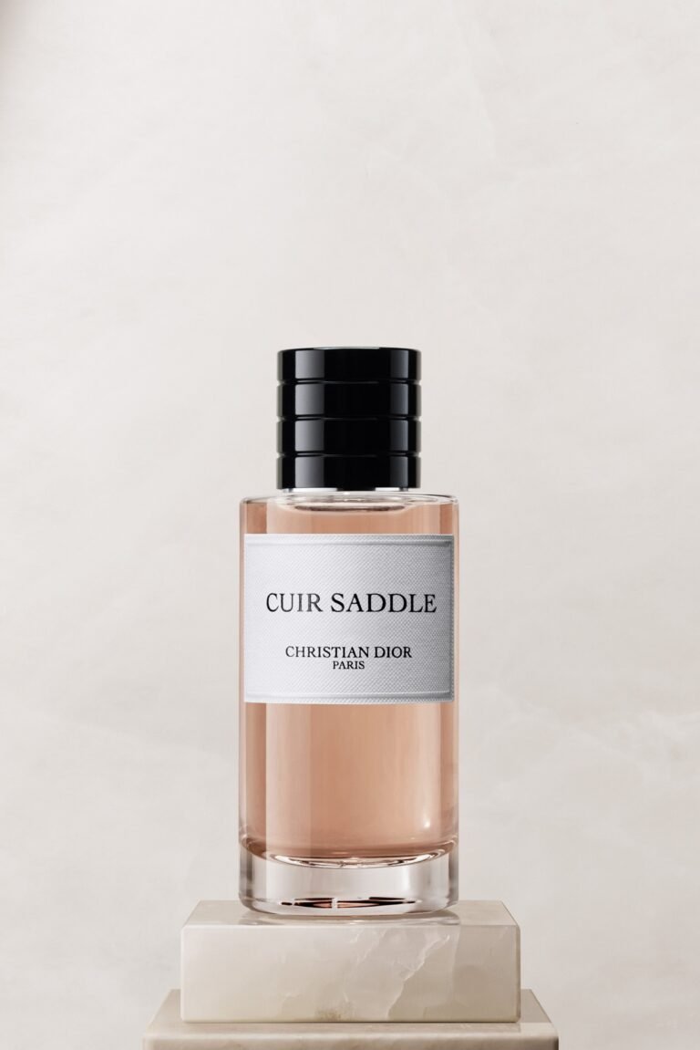 Cuir Saddle